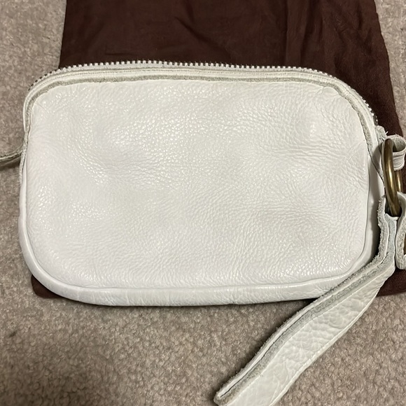 Used once, LINEA PELLE collection.Thick pebble distressed leather wristlet. - Picture 5 of 6